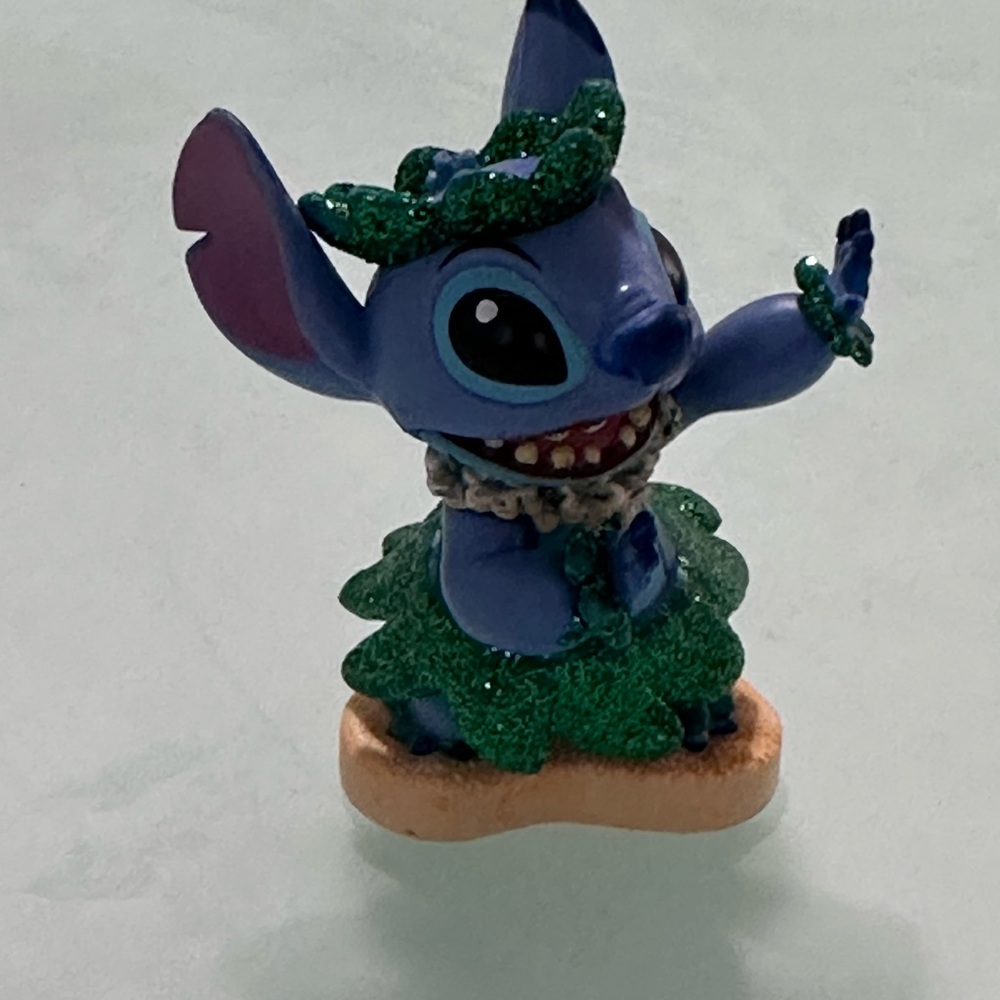 Stitch and Friends Playset - Blue and Purple - Picture 5 of 8